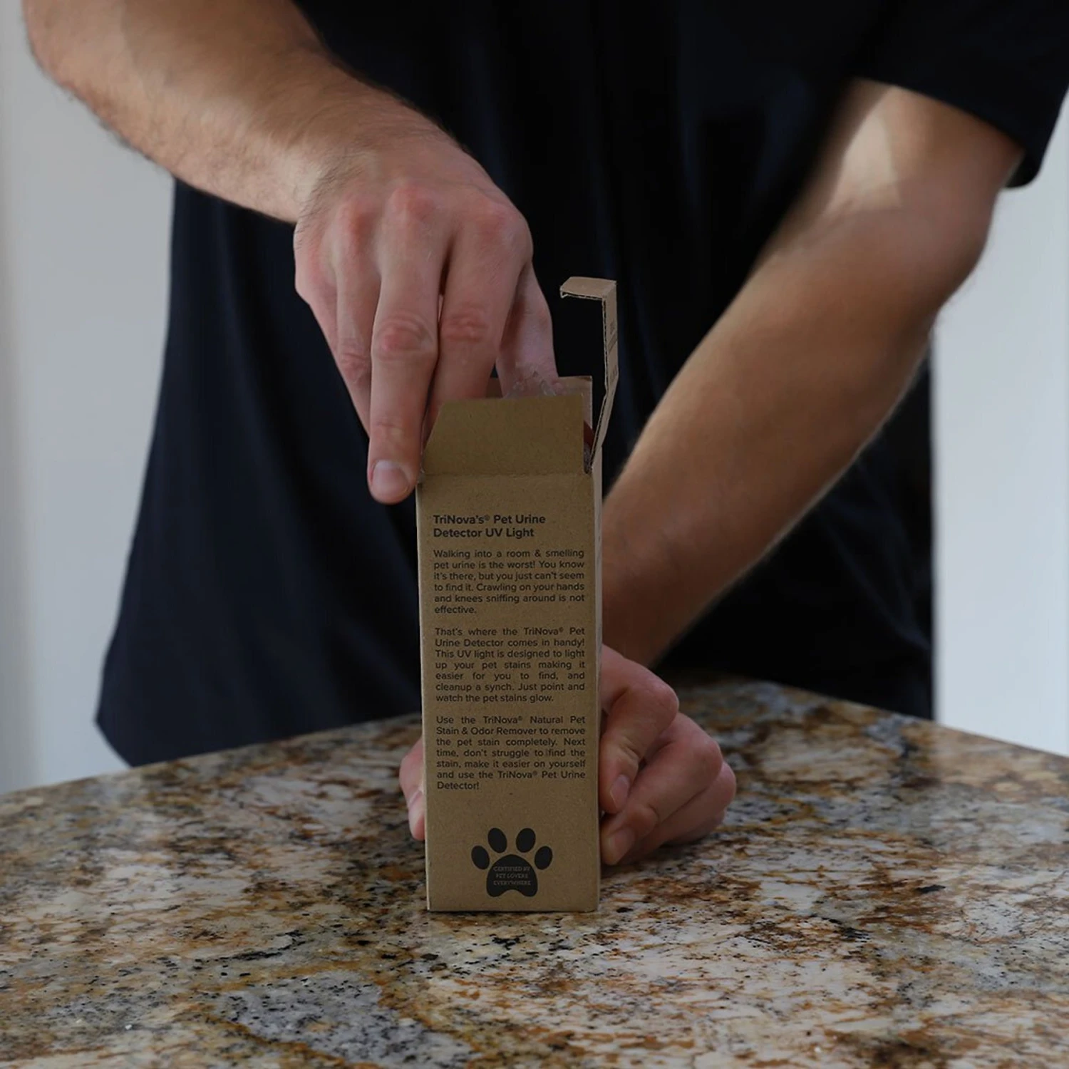 TriNova Dog & Cat Urine Detector, Black, Handheld - Image 4