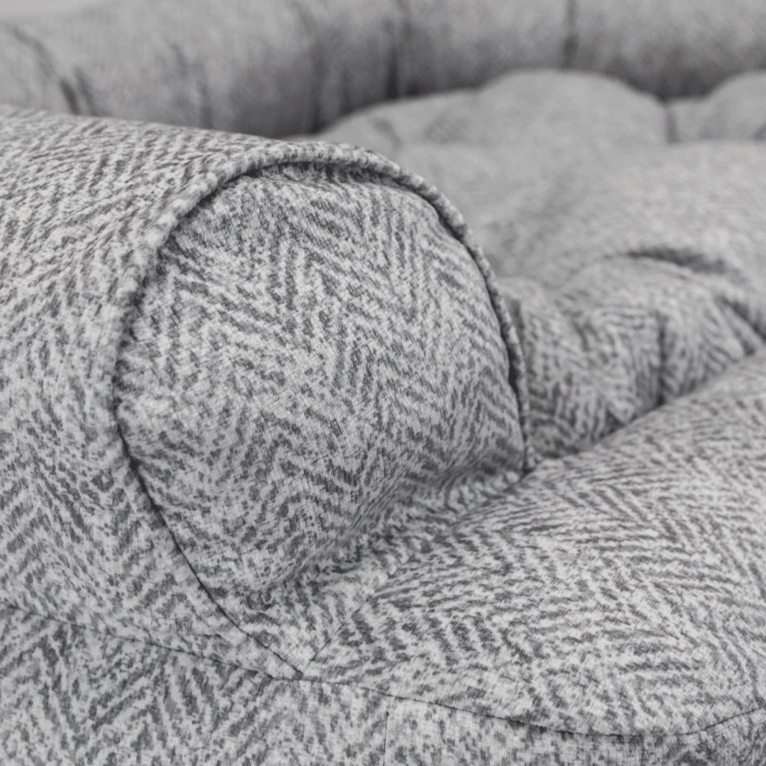 Snoozer Pet Products Premium Microsuede Overstuffed Sofa - Image 2